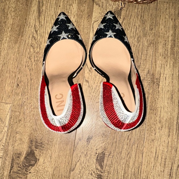 Patriotic Star-Studded Heels - Picture 5 of 8